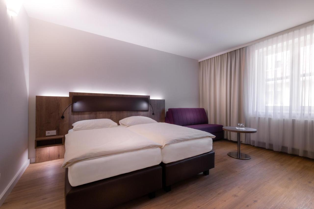 City Hotel Stockerau Exterior photo